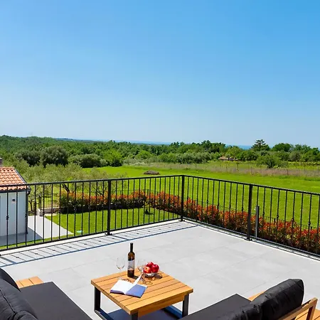 Beautiful With Pool In * Brtonigla